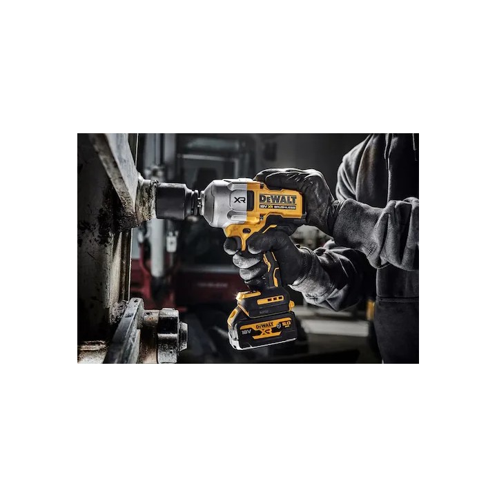 Panneau de commande avec interrupteur à membrane et modes