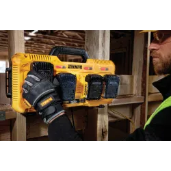 Dewalt Caricabatteria Rapido Universale a 4 Ingressi 8Ah