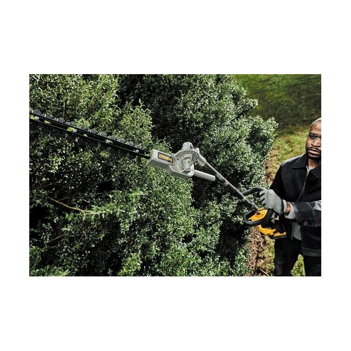 Gros plan sur la lame en acier trempé double action DCMASPH6N-XJ