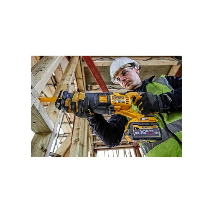 Dettaglio morsetto lama a due posizioni della DEWALT DCS389T2-QW