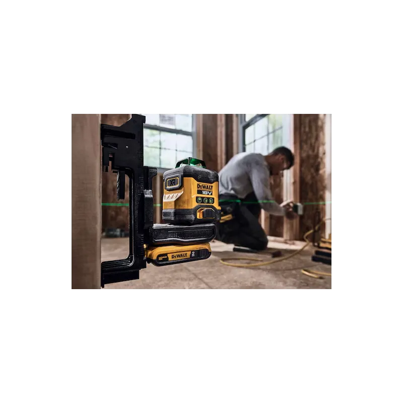 Dewalt Laser Multilinea Con Raggio Verde Classe 2 (510-530nm). Senza Batterie E Caricabatteria In Valigetta.