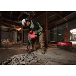 Perceuse à percussion rotative Milwaukee M18 FUEL™ SDS-Max de démonstration, classe 7 kg, 45 mm, avec ONE-KEY™
