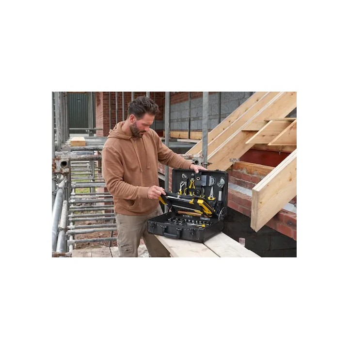 Détail intérieur du coffret STANLEY STMT98109-1 avec douilles et embouts