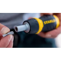 Porte-embouts magnétique à cliquet Stanley « Nano »