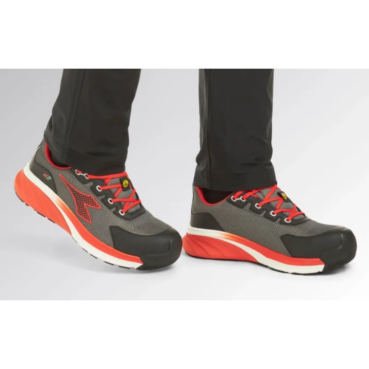Diadora Vortex DA2 LOW S1PS SC SR HRO ESD Antracite/Rosso