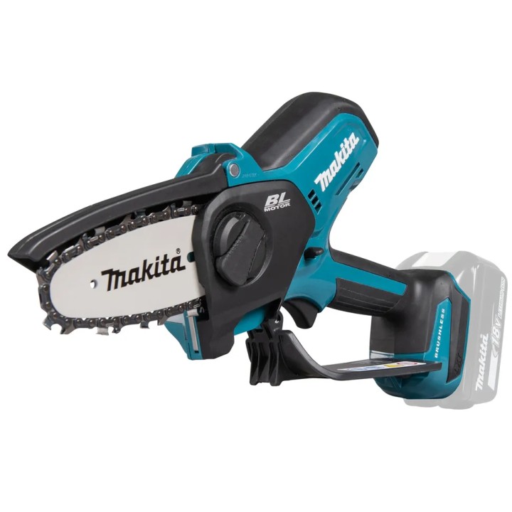 Makita DUC101ZJ con evidenza del motore brushless