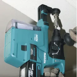 Makita Tassellatore 18V SDS-Plus Compatibile 24 mm BL - 3 Funz - Corpo Macchina