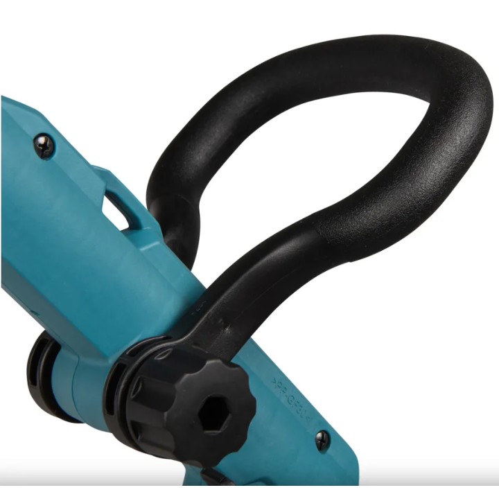 MAKITA DUR193RT con batterie e caricabatterie posizionati vicino