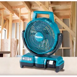 Ventilateur compact Makita Ø 235 mm, deux vitesses, minuterie et fonction pivotante