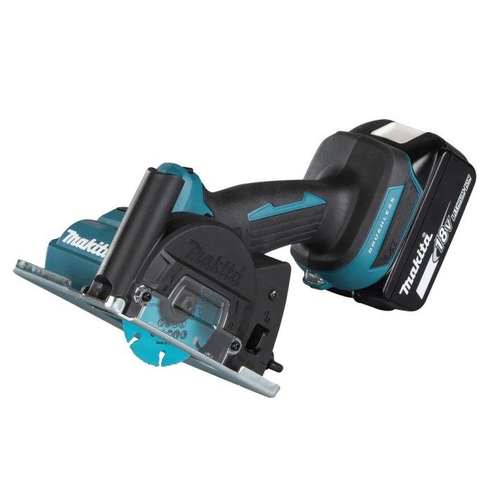 MAKITA DMC300ZJ vue de dessus avec disque monté