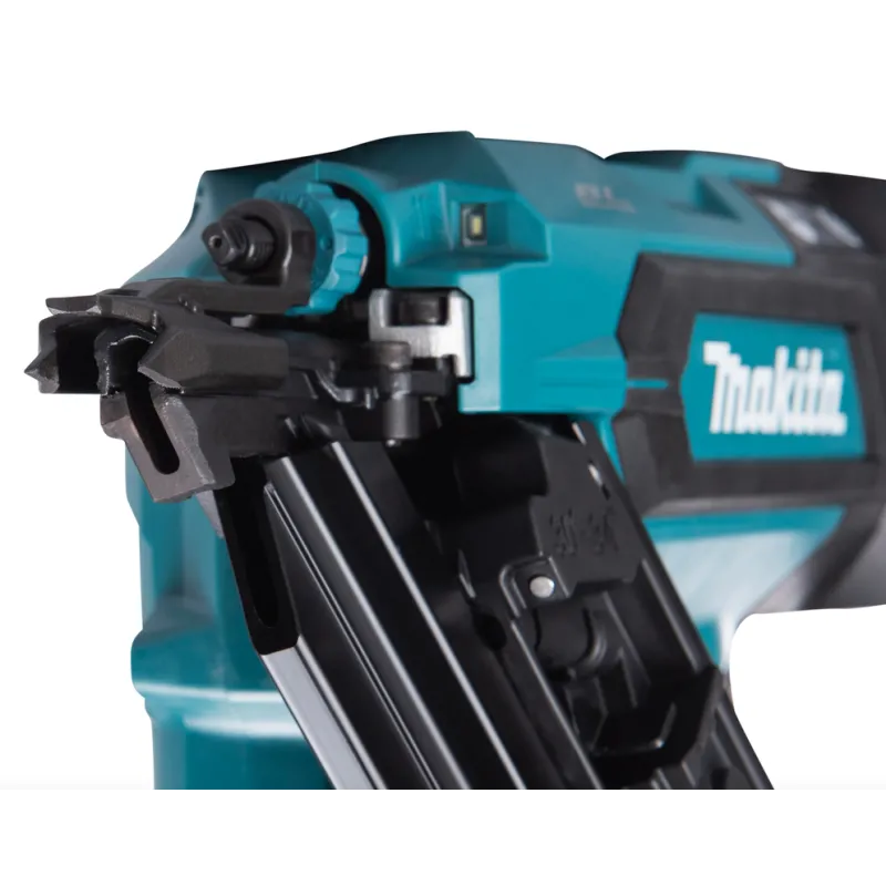 Makita Chiodatrice Pneumatica LXT® 18V - Chiodi "Clipped Head"