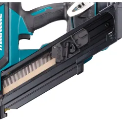 Makita Chiodatrice Pneumatica LXT® 18V - Chiodi "Clipped Head"