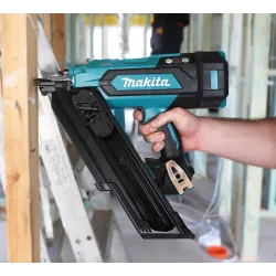 Makita Chiodatrice Pneumatica LXT® 18V - Chiodi "Clipped Head"