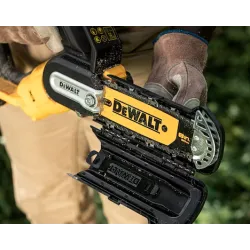 Scie électrique à chaîne Dewalt pour la taille 20 cm XR 18V moteur BRUSHLESS, longueur du guide 20 cm, sans batterie ni chargeur