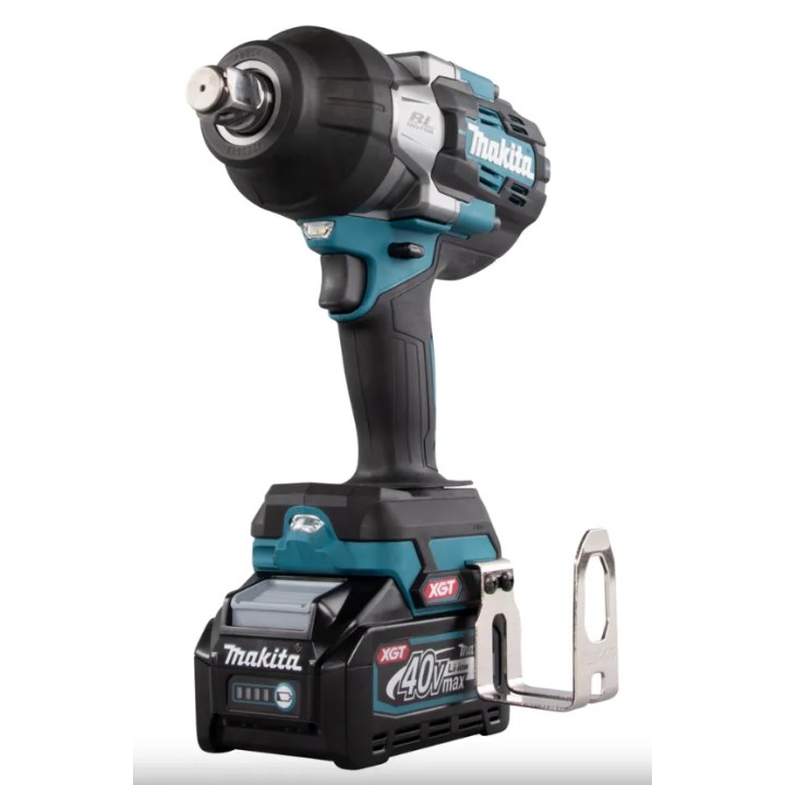 Dettaglio della finitura soft-grip sull'impugnatura Makita TW001GM201