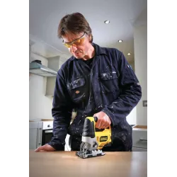 Stanley Seghetto Alternativo 710W