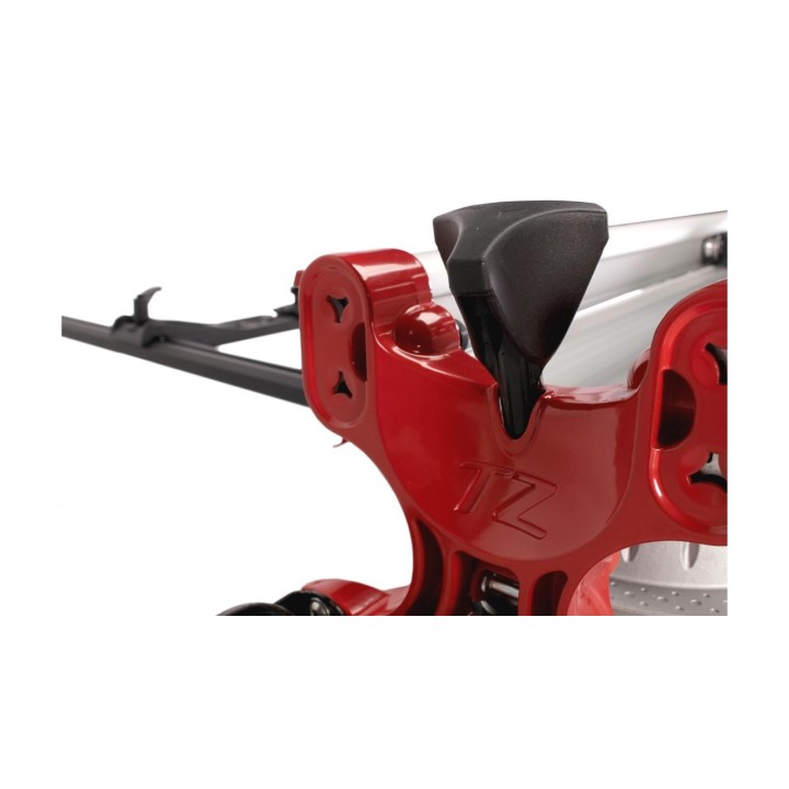 Détail du châssis acier du coupe-carreaux tz-1300