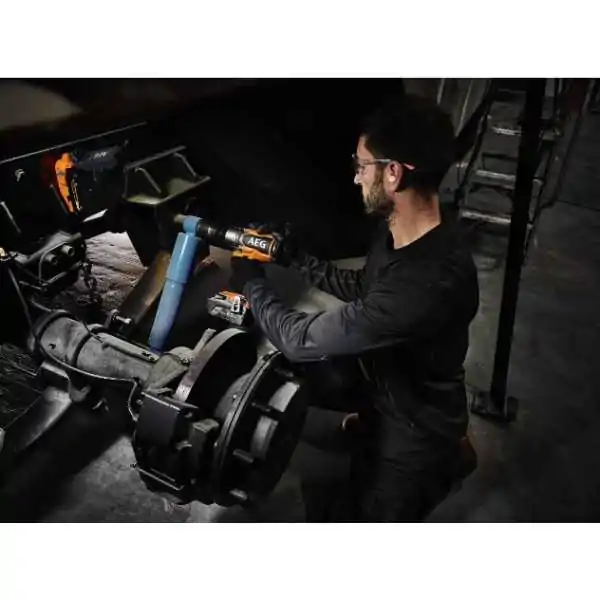 Aeg Avvitatore Ad Impulsi 18V Attacco 1/2'' Quadro 1220nm Aeg Avvitatore Ad Impulsi 18V Attacco 1/2'' Quadro 1220nm