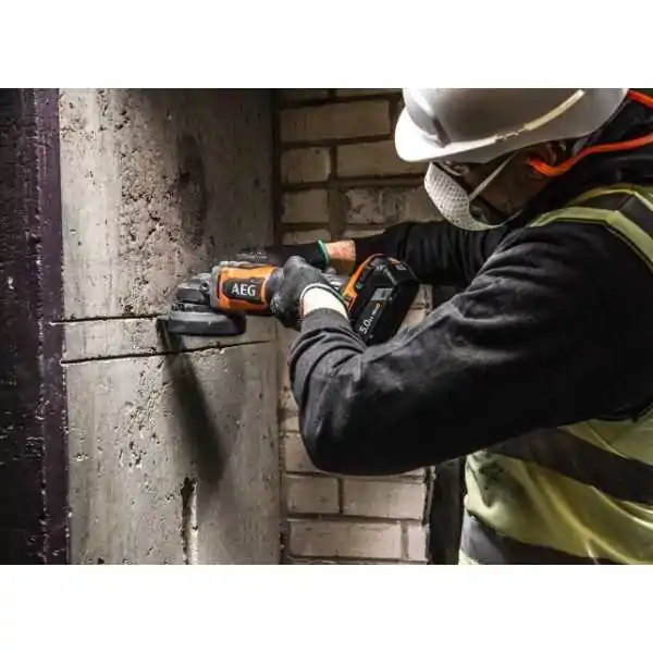 Aeg Kit Smerigliatrice Angolare 125 mm Brushless 18V DMS Aeg Kit Smerigliatrice Angolare 125 mm Brushless 18V DMS