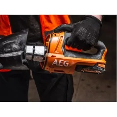 Aspirateur compact 18V Aeg