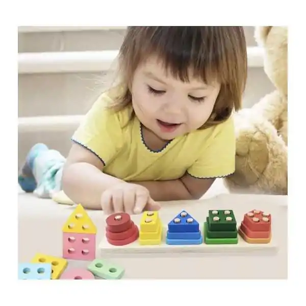 Puzzle di legno con figure Puzzle di legno con figure