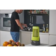 Lanterne Insecticide Ryobi 18V