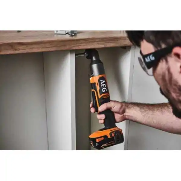 Aeg Avvitatore a Impulsi Angolare 18V BRUSHLESS Aeg Avvitatore a Impulsi Angolare 18V BRUSHLESS