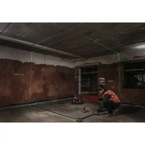 Niveau laser vert Aeg - 3 lignes + plomb Niveau laser vert Aeg - 3 lignes + plomb