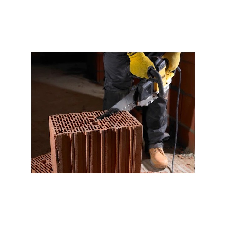 Détail des dents et jonction 2 pièces de la lame DEWALT