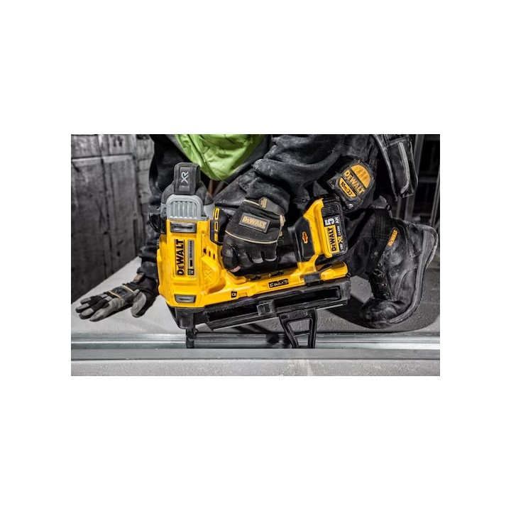 Kitbox DEWALT con 2 batterie 5Ah per DCN890P2-QW