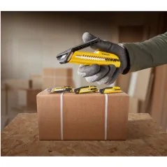Stanley Cutter 18mm Con Sistema Spezza Lama Integrato (Versione Base)