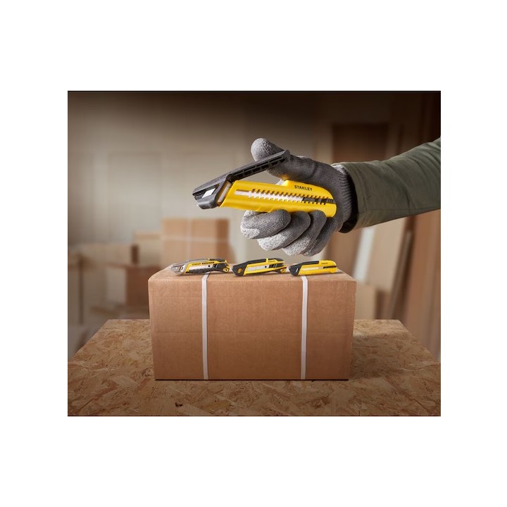 Stanley Cutter 18mm Con Sistema Spezza Lama Integrato (Versione Base)