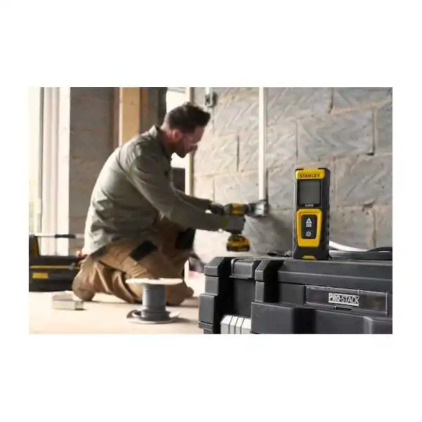 Stanley Misuratore Laser 30m  SLM100
