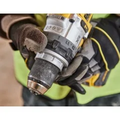 Dewalt Trapano Avvitatore 3 Velocità Con Percussione XR 18V Con Motore BRUSHLESS - 2 x XR 18V Powerstack 5Ah Dewalt Trapano Avvitatore 3 Velocità Con Percussione XR 18V Con Motore BRUSHLESS - 2 x XR 18V Powerstack 5Ah