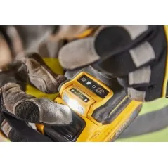 Dewalt Trapano Avvitatore 3 Velocità Con Percussione XR 18V Con Motore BRUSHLESS - 2 x XR 18V Powerstack 5Ah Dewalt Trapano Avvitatore 3 Velocità Con Percussione XR 18V Con Motore BRUSHLESS - 2 x XR 18V Powerstack 5Ah