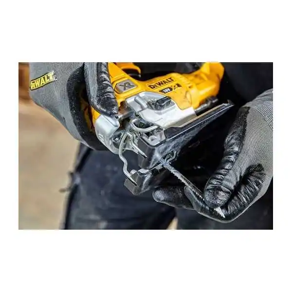 Dewalt Kit 2 Outils XR 18V ​​​​​​4Ah + 2Ah Li-Ion Brushless - Perceuse à Percussion Compacte - Scie Sauteuse