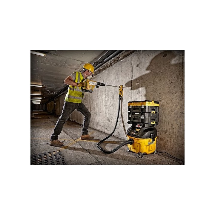 Aspirateur DEWALT DWV901LT-QS connexion du tuyau 32 mm et poignée