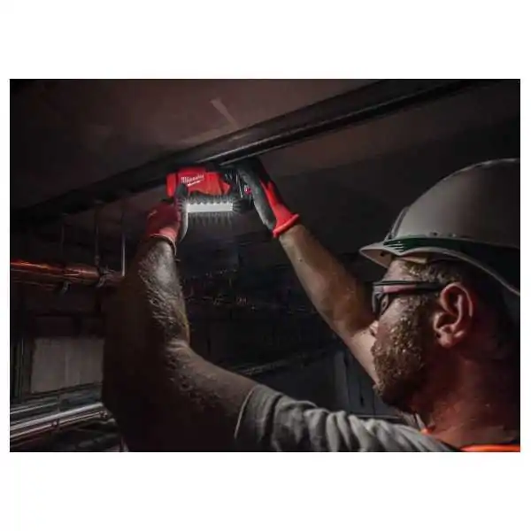 Milwaukee Phare LED Rotatif  M12™ Milwaukee Phare LED Rotatif  M12™