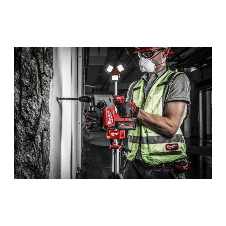 Détail étiquette produit et code 4933478889