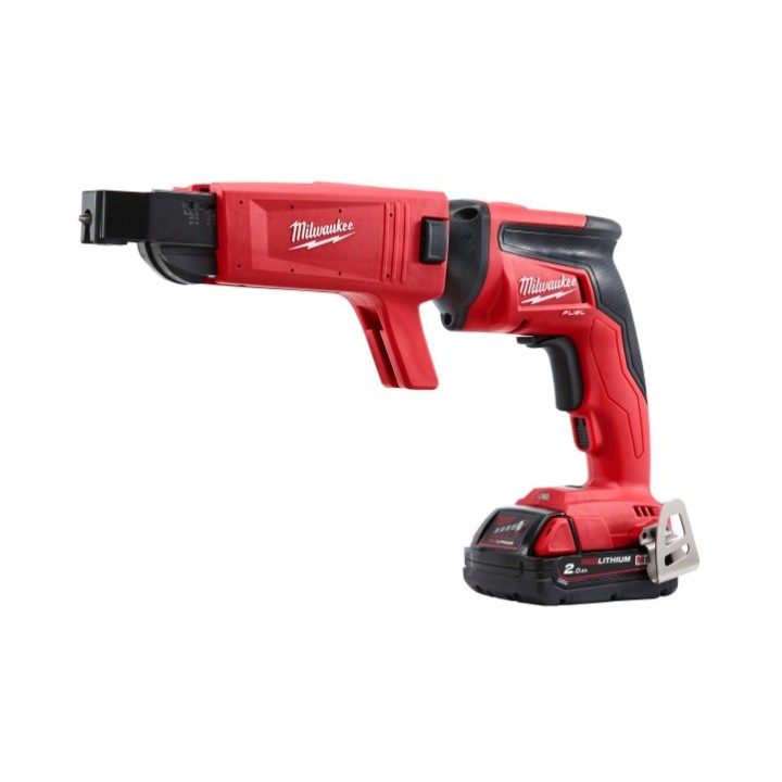 MILWAUKEE M18 FUEL profil latéral avec crochet métal et poignée