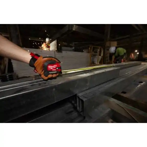 Milwaukee Flessometro - Serie LED PRO 7.5M