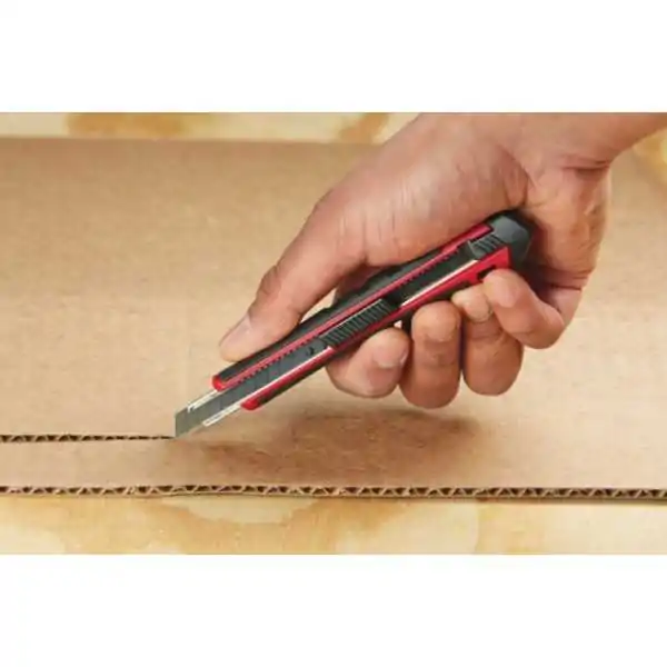 Milwaukee Couteau à Lame Segmentée