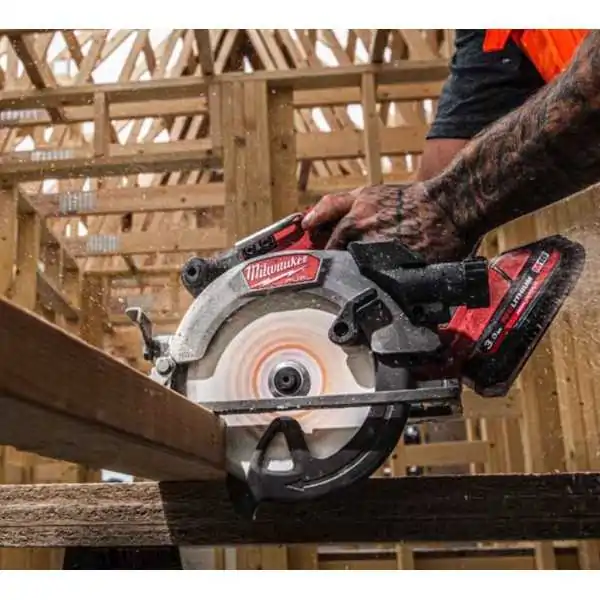 Milwaukee Power Pack 6 Outils électriques Milwaukee Power Pack 6 Outils électriques