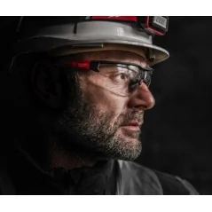 Milwaukee Occhiali Di Sicurezza STANDARD Con Lenti Trasparenti Milwaukee Occhiali Di Sicurezza STANDARD Con Lenti Trasparenti