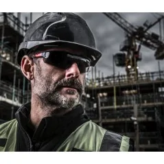 Milwaukee Occhiali Di Sicurezza STANDARD Con Lenti Scure Milwaukee Occhiali Di Sicurezza STANDARD Con Lenti Scure