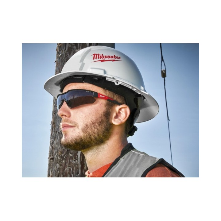 Milwaukee Occhiali Di Sicurezza STANDARD Con Lenti Scure
