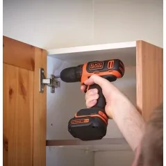 Black+Decker  Perceuse-Visseuse Sans Fil 12 V Au Lithium Avec étui