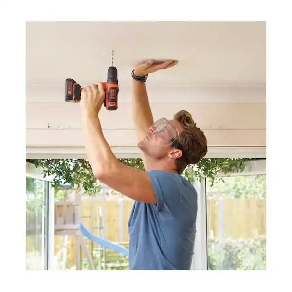 Black+Decker  Perceuse-Visseuse Sans Fil 12 V Au Lithium Avec étui