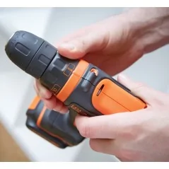 Black+Decker  Perceuse-Visseuse Sans Fil 12 V Au Lithium Avec étui