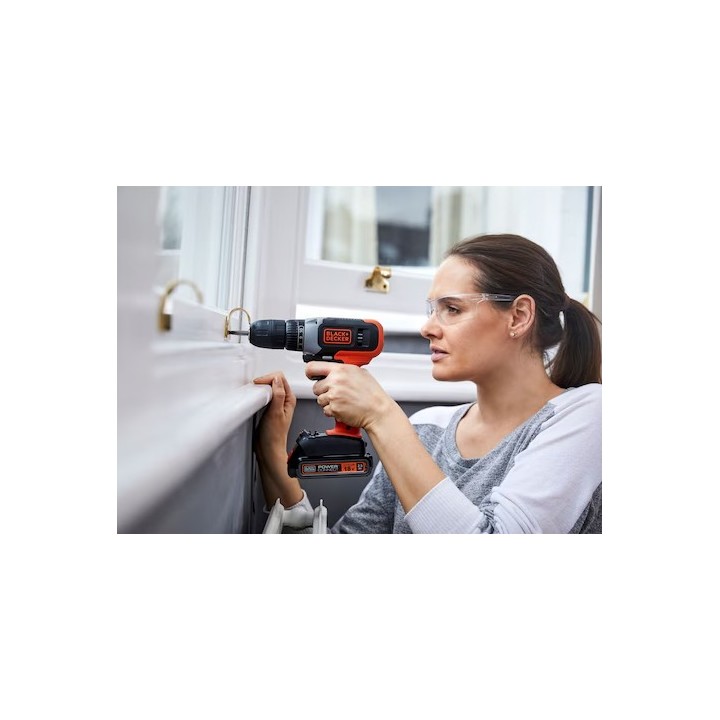 Black+Decker Trapano Avvitatore A Batteria 18V- 1,5Ah